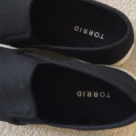 Torrid Women's Black Sneaker Loafers Size 8 - Picture 2 of 3